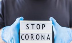 Риски заражения COVID-19 в самолете и меры безопасности