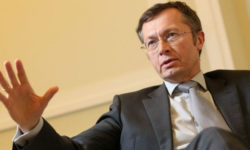 «Це шок і дискримінація». Глава Райффайзена вщент розніс закон про оподаткування надприбутку банків