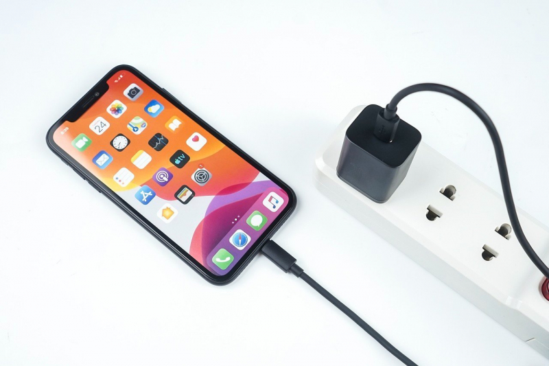 Чи&nbsp;потрібно калібрувати батарею iPhone? Мільйони користувачів роблять цю&nbsp;помилку, можливо, ви&nbsp;теж