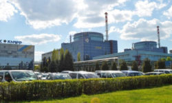 До добудови блоку Хмельницької АЕС можуть залучити атомників з Енергодара