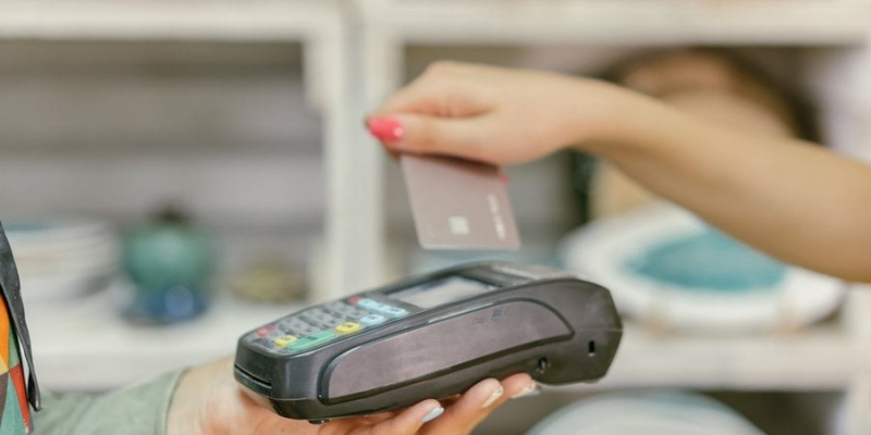 І POS з&nbsp;ними. Якими темпами в&nbsp;Україні зростає інфраструктура безготівкових платежів&nbsp;&mdash; Нацбанк