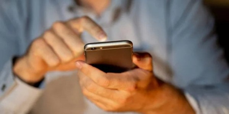 Як&nbsp;звільнити дані на&nbsp;смартфоні без видалення важливих файлів. Шість простих лайфхаків