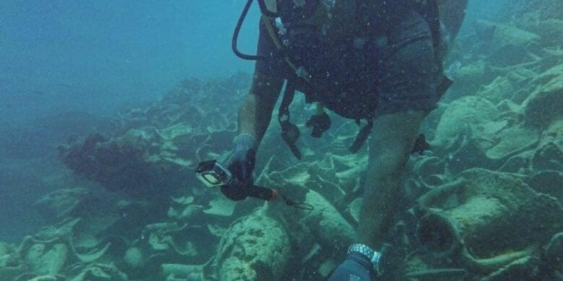 Морські археологи виявили цілу гору артефактів на&nbsp;затонулому біля берегів Єгипту кораблі