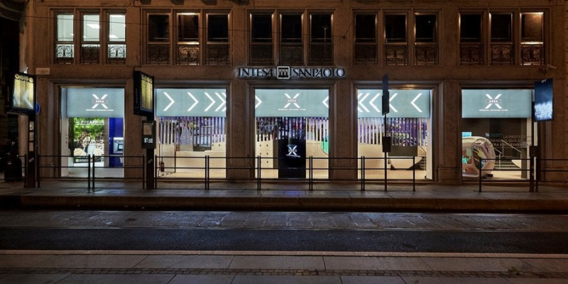 Найбільший італійський банк Intesa Sanpaolo незабаром отримає схвалення Кремля на&nbsp;вихід з&nbsp;РФ