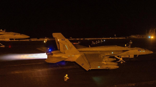 Ответная атака и десятки погибших: США объявили масштабную операцию против хуситов (видео)