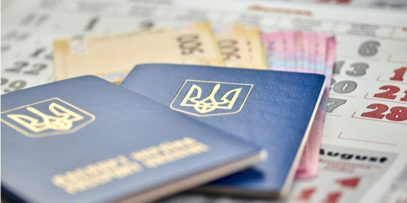 Пенсії-2023: що&nbsp;буде з&nbsp;виплатами пенсіонерам до кінця року&nbsp;&mdash; коли найближче підвищення
