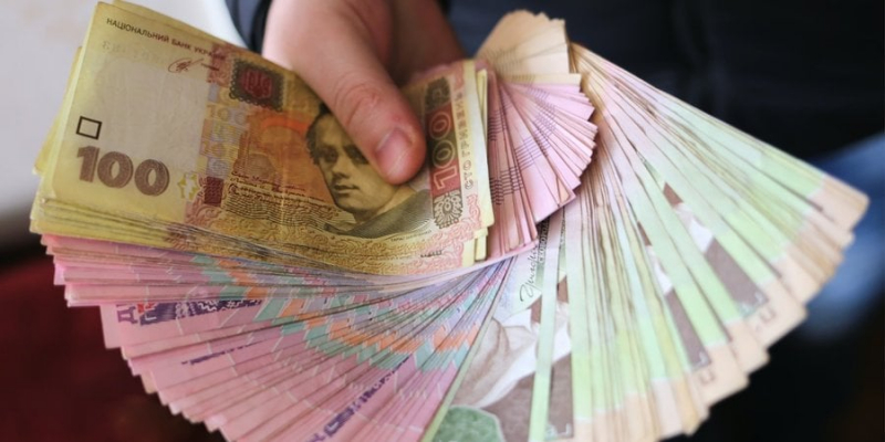 Пенсії: кому з&nbsp;українців зменшать виплати в&nbsp;2024 році та&nbsp;з&nbsp;якої причини