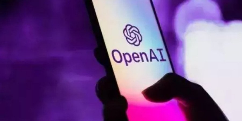 «Підрив компанії». Сотні співробітників OpenAI погрожують звільнитися і піти до Microsoft