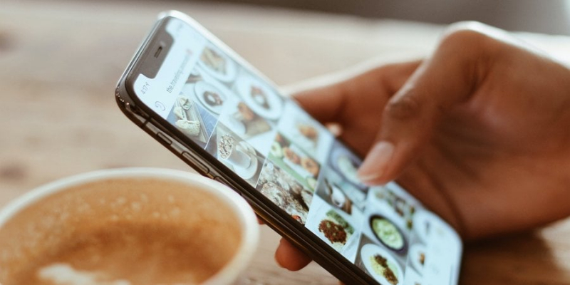Податкова перевіряє торгівлю через Instagram та&nbsp;Facebook