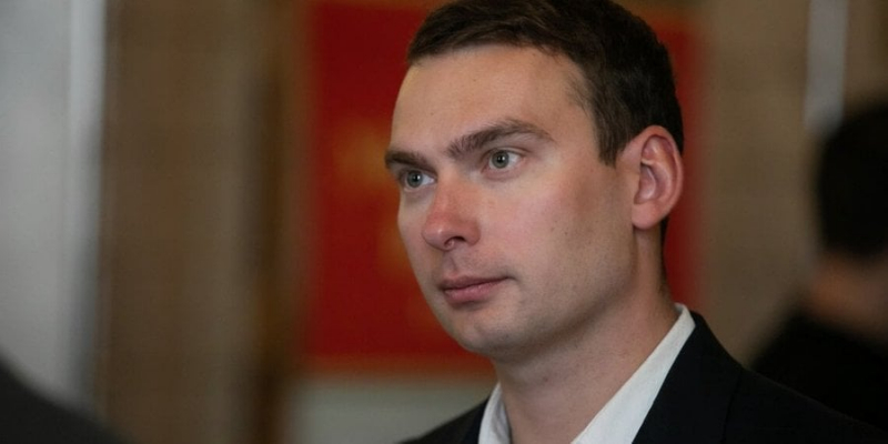 Погані ігри з&nbsp;МВФ. У&nbsp;Раді підмінили текст законопроєкту №&thinsp;8401 і тепер він не відповідає меморандуму