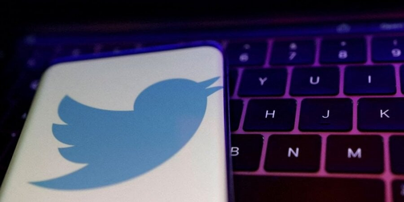 Пошкодували 8 доларів. Більш ніж половина перших підписників Twitter Blue більше не&nbsp;платять за&nbsp;сервіс