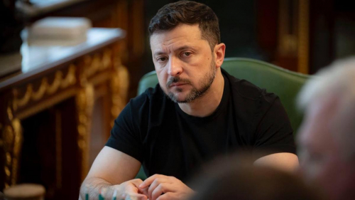 "Решить могут только лидеры": Зеленский намерен настаивать на личной встрече с Путиным