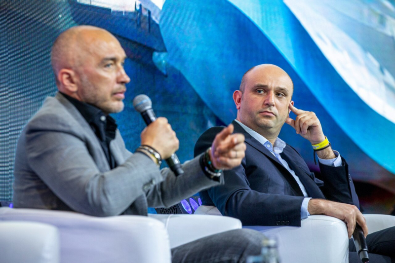 Щоб зробити стрибок, не&nbsp;треба вигадувати велосипед. Андрій Пишний, Олександр Кравченко і Томаш Фіала про повоєнне відновлення України