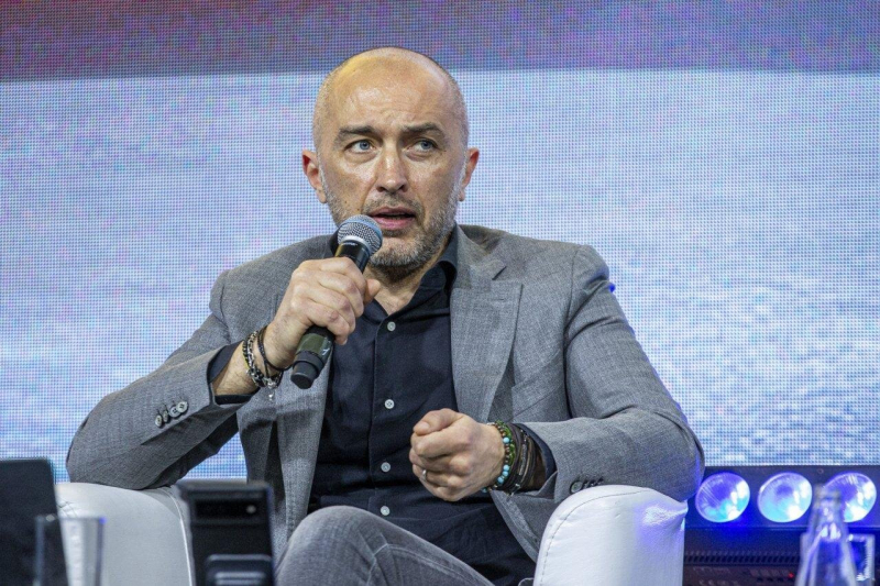 Щоб зробити стрибок, не&nbsp;треба вигадувати велосипед. Андрій Пишний, Олександр Кравченко і Томаш Фіала про повоєнне відновлення України