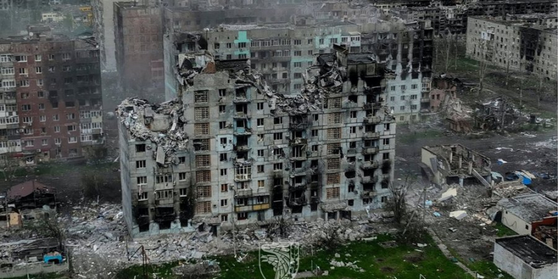 Своїм довіряють менше. Українці вважають, що&nbsp;контролювати використання коштів на відбудову мають міжнародні організації