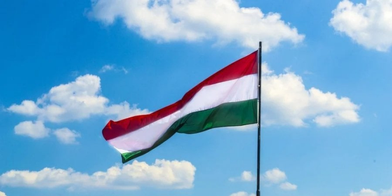 Угорщина знову заблокувала військову допомогу Україні на 500 мільйонів євро — журналіст