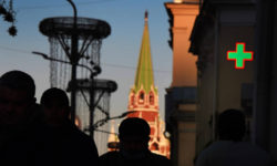 Вирус заставил полюбить фармацевтов