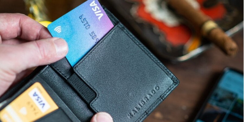 Visa відкриває технологічний хаб у Польщі та готова наймати українців