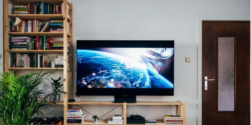 Vodafone&nbsp;TV припинив транслювати телеканали &laquo;Плюсів&raquo;. Що&nbsp;зникло з&nbsp;ефіру?