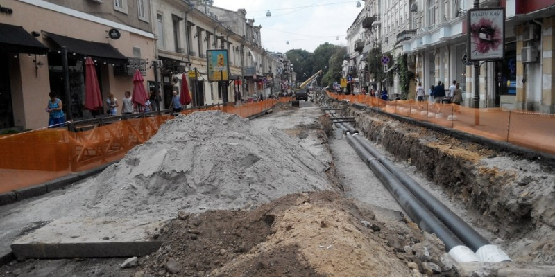 Водогін в&nbsp;Одесі. На&nbsp;тлі скандалів з&nbsp;витратами муніципалітетів, центральна влада направляє 360 млн гривень субвенцій на&nbsp;довгобуд