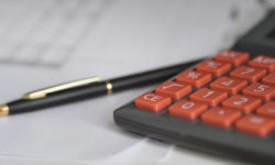 Вже у червні. Як відбувається перерахунок пенсій та кому підвищать виплати