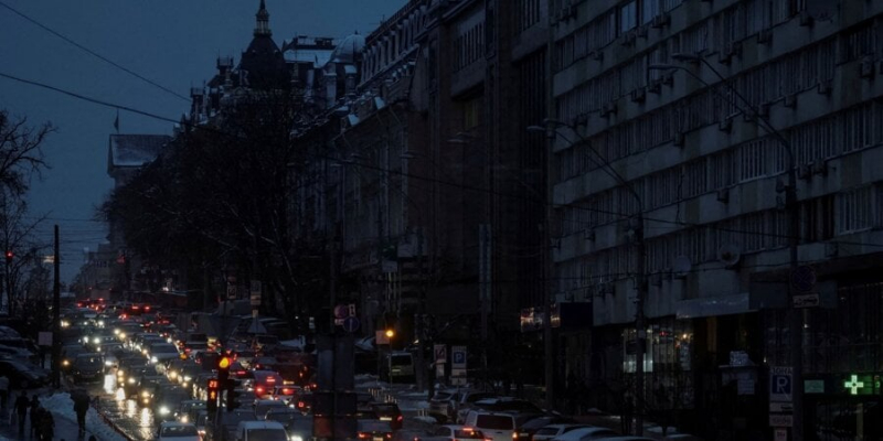 Взимку чи вже влітку? У ДТЕК розповіли, коли чекати на наступні блекаути