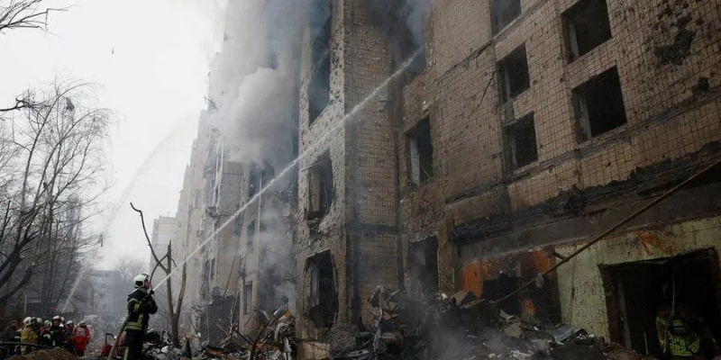 Зачепило тисячі споживачів. Що відбувається в&nbsp;регіонах зі світлом та&nbsp;газом після вчорашнього удару